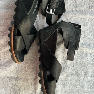 Sorel Joanie II Black Wedge Sandal women’s size 9.5